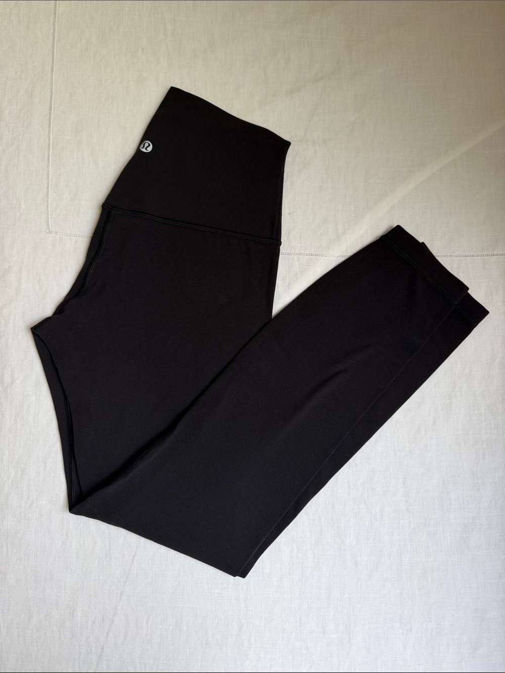 EUC Lululemon Align Pant II 25" Size 4 Leggings Black